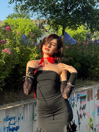 Esmira — Trainer:in bei Hop Spot